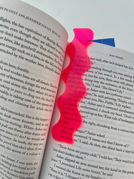 Fun Cute Wavy Squiggle Bookmark, Novelty Book Accessories