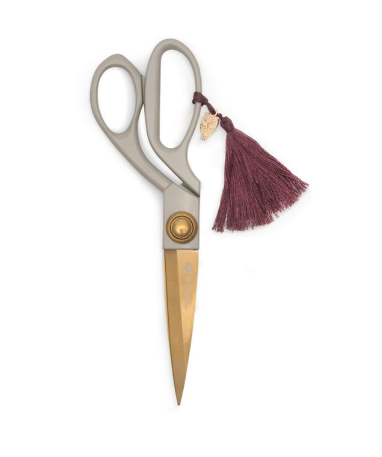 Scissors in Slipcase with tassel and charm